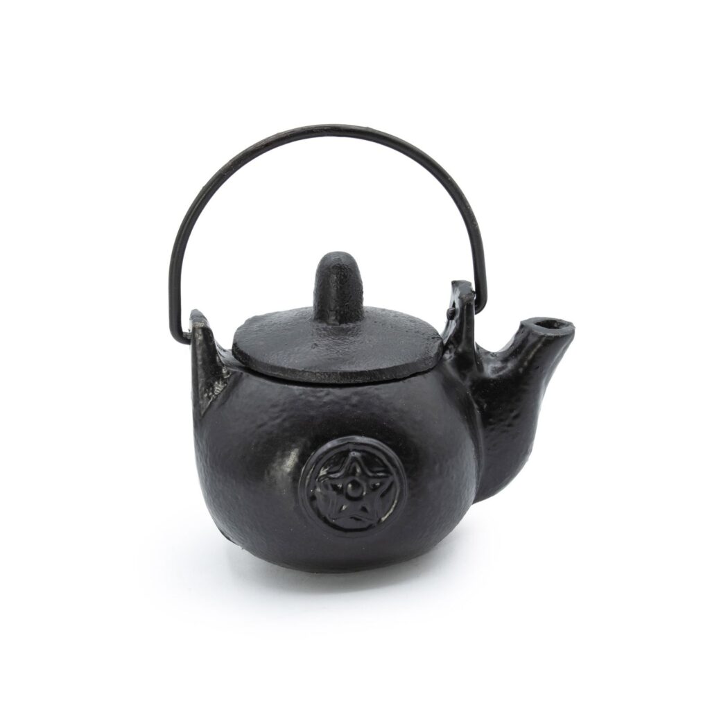 Olla ritual de hierro fundido con pentáculo